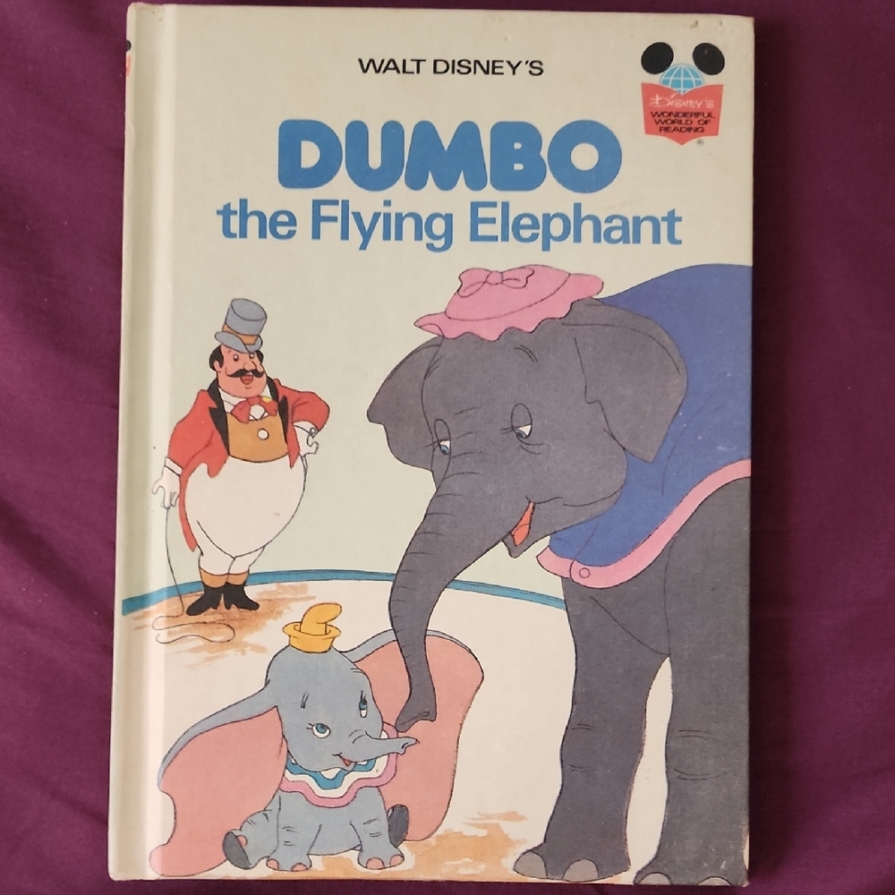 Walt Disney's Dumbo the Flying Elephant Book